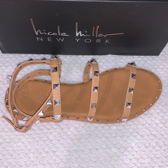 Nicole Miller Tanny Tan Sandals - Picture 6 of 12